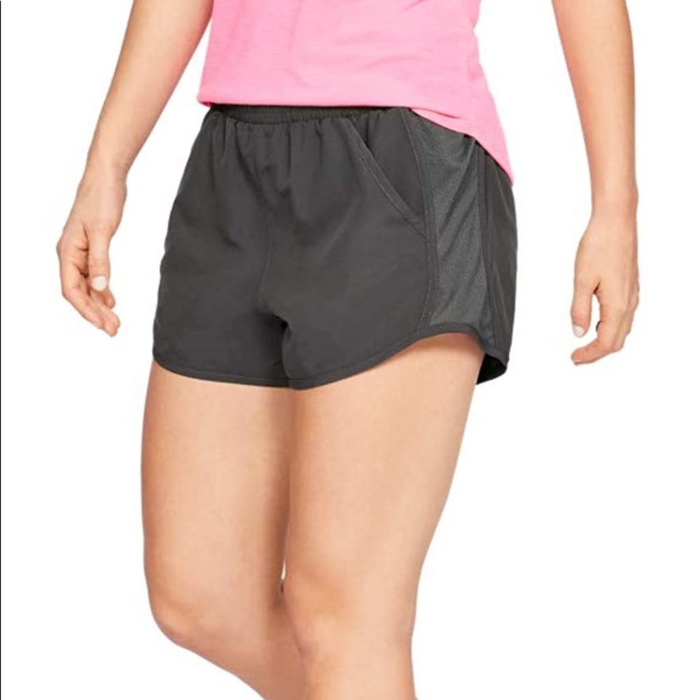 WOMENS FLY BY RUNNING SHORTS UNDER ARMOUR